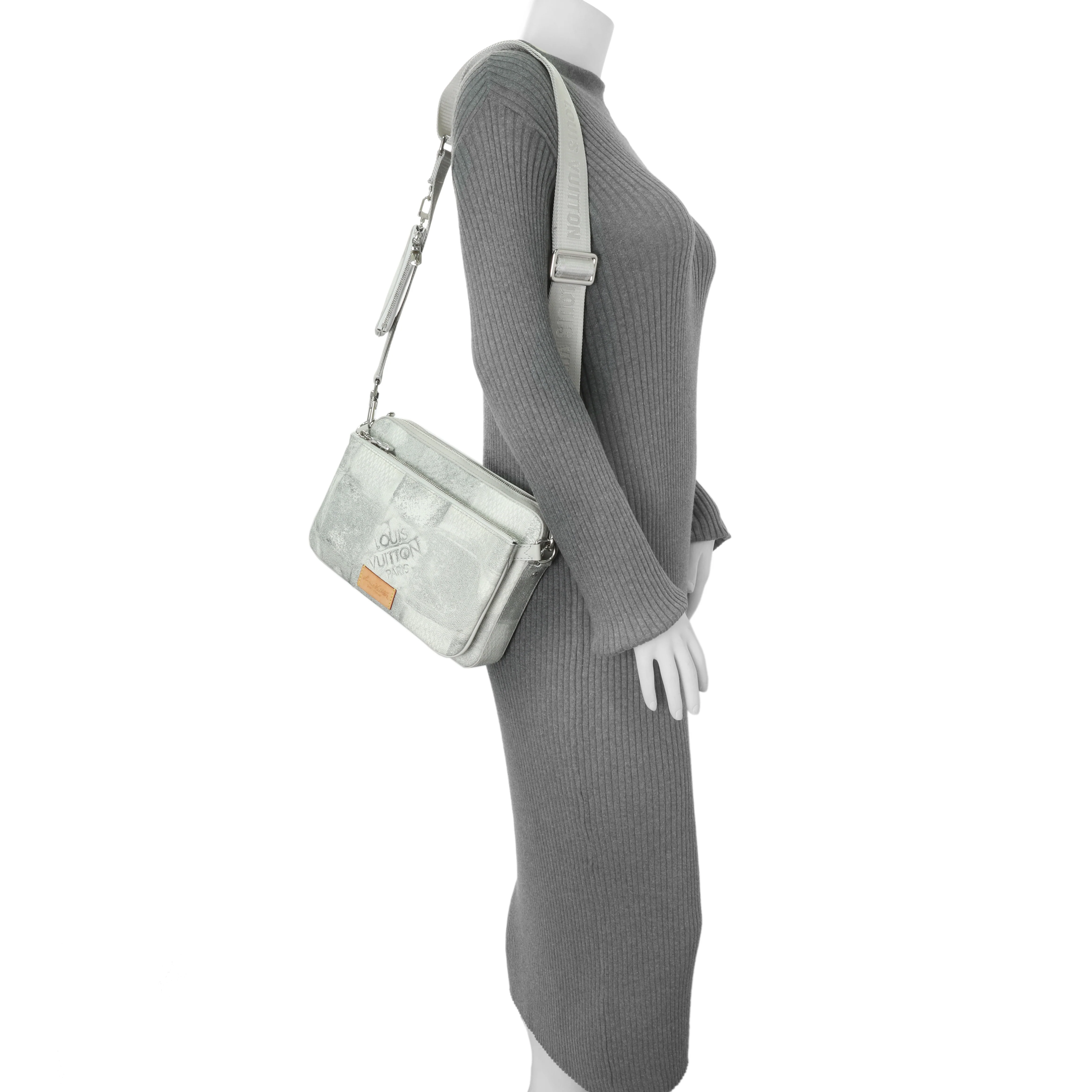 Louis Vuitton Stone Grey Damier Salt Trio Messenger - Image 11
