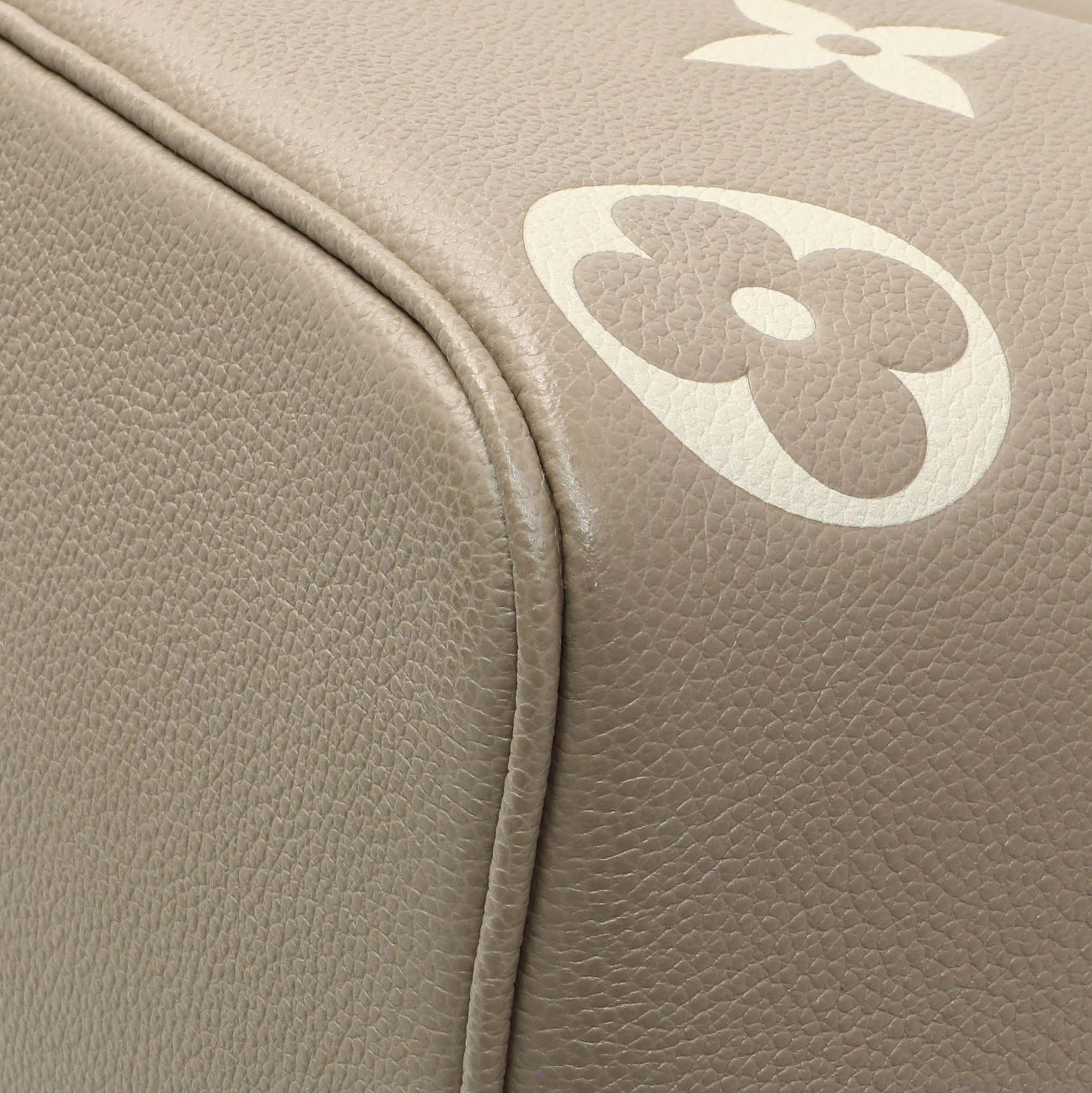 Louis Vuitton Tourterelle Creme Empreinte Monogram Giant Neonoe MM - Image 7