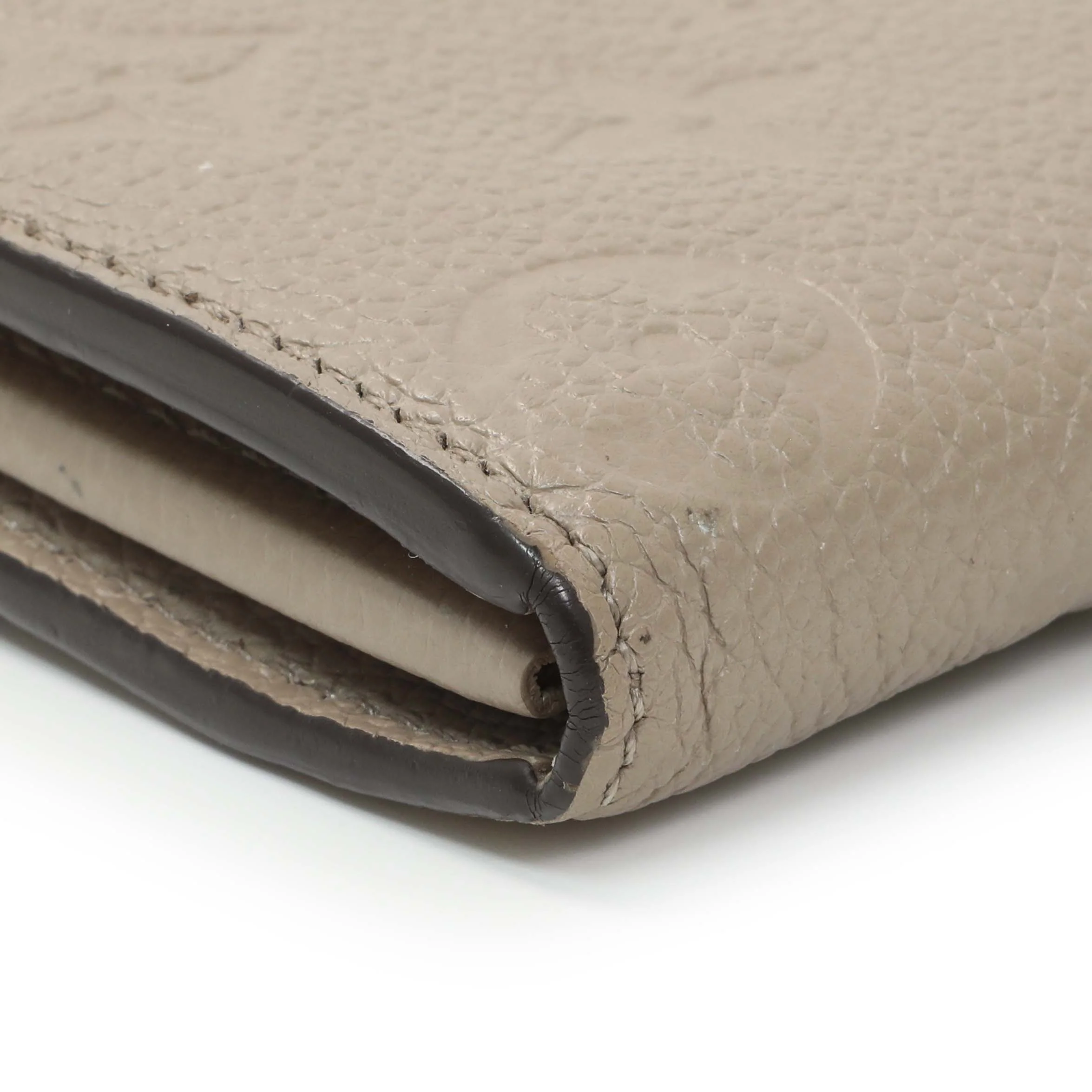 Louis Vuitton Tourterelle Empreinte Sarah Wallet - Image 6