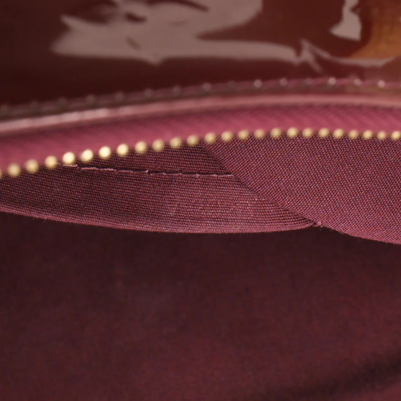 Louis Vuitton Violet Vernis Bellevue PM - Image 6