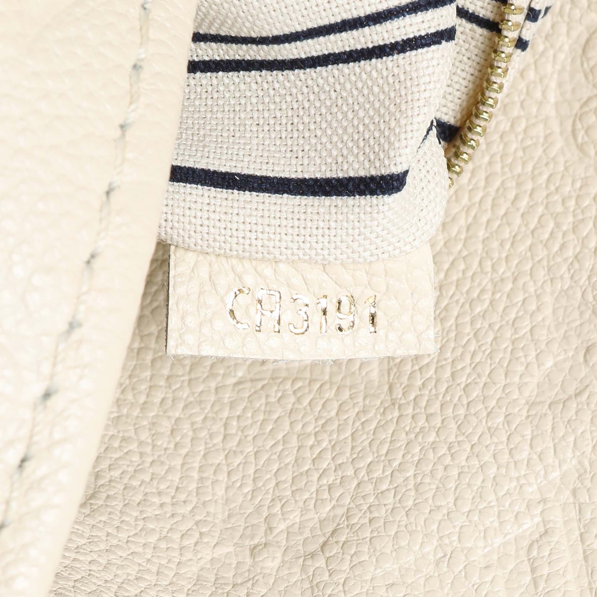 Louis Vuitton White Empreinte Artsy MM - Image 10