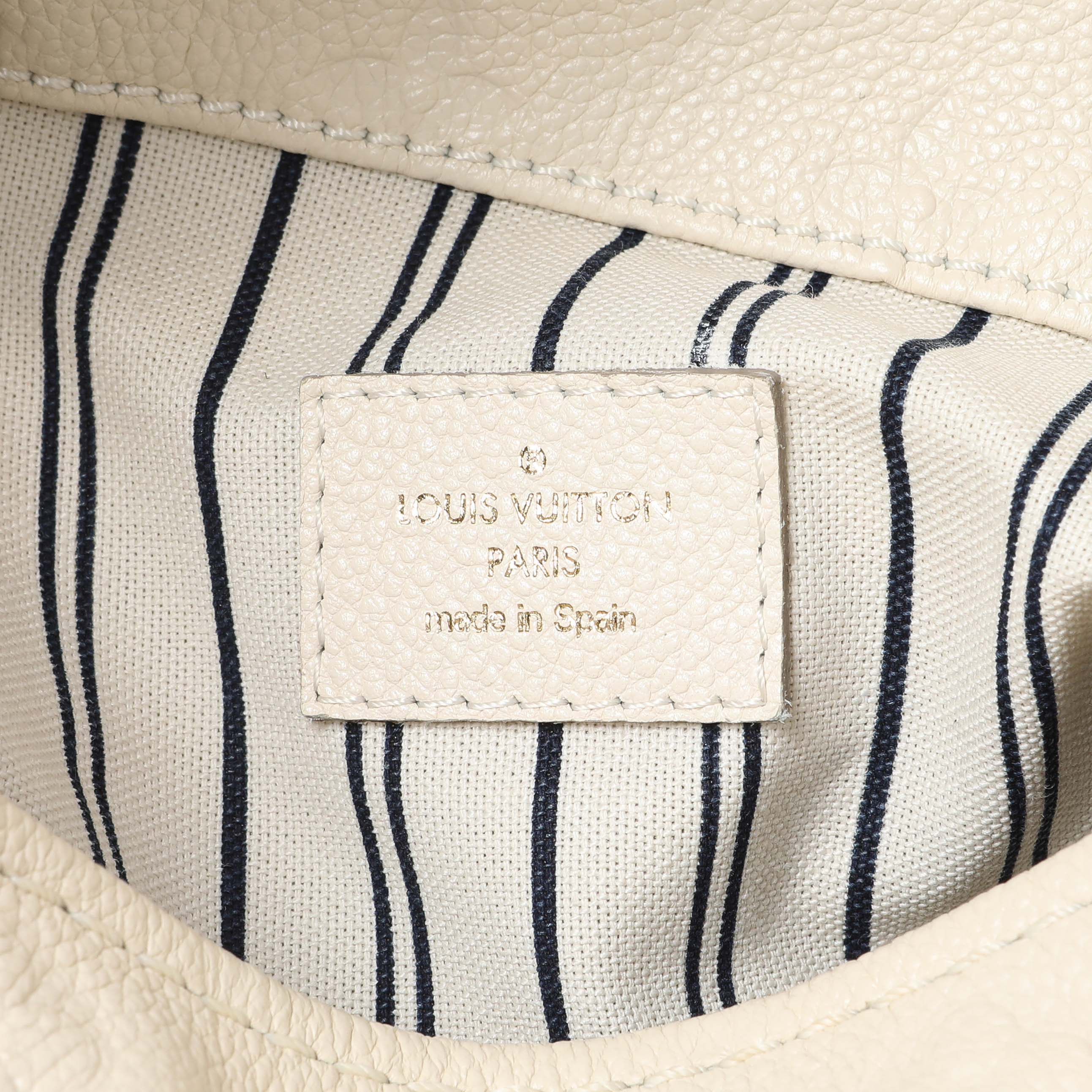 Louis Vuitton White Empreinte Artsy MM - Image 9