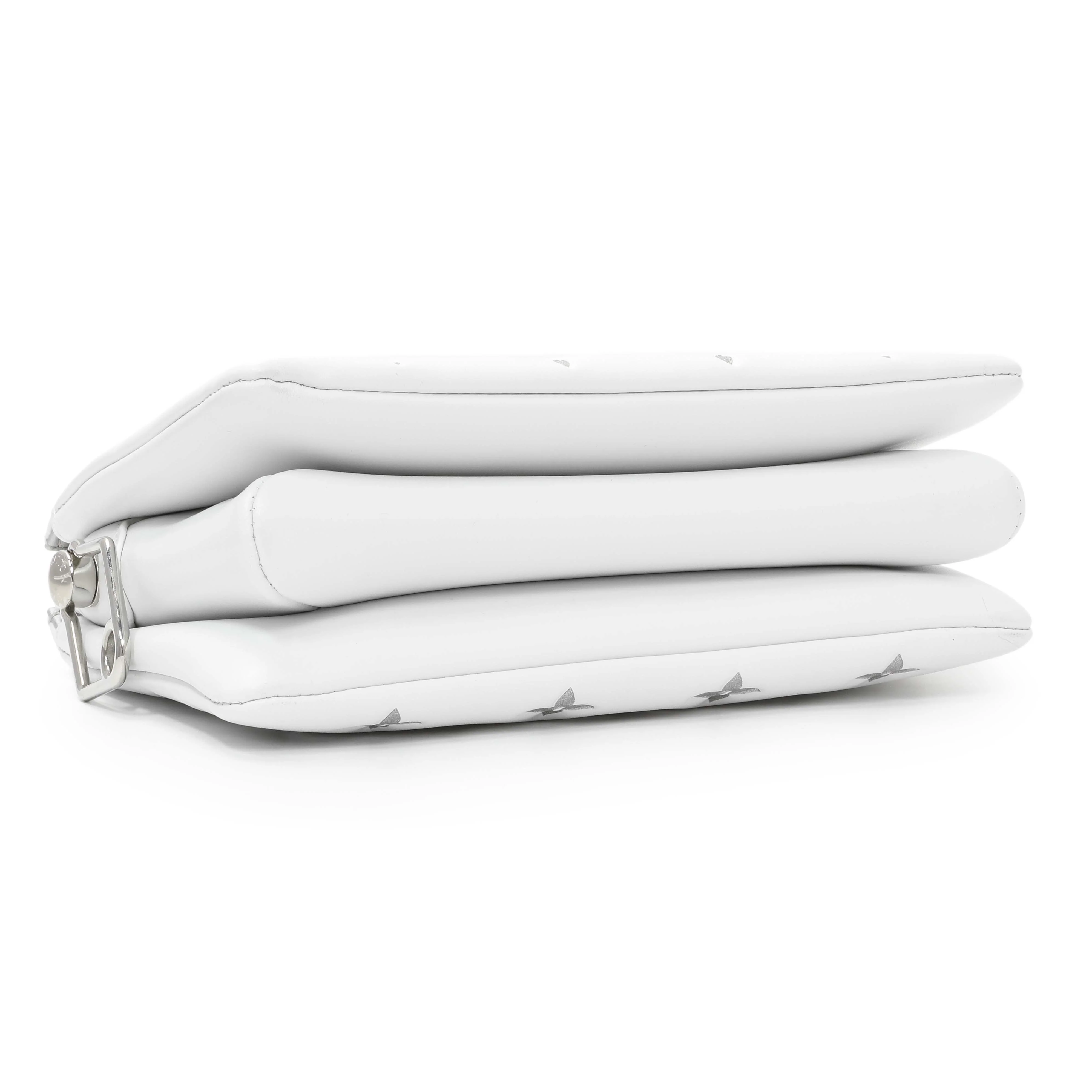 Louis Vuitton White Lambskin Embossed Monogram Coussin BB - Image 3
