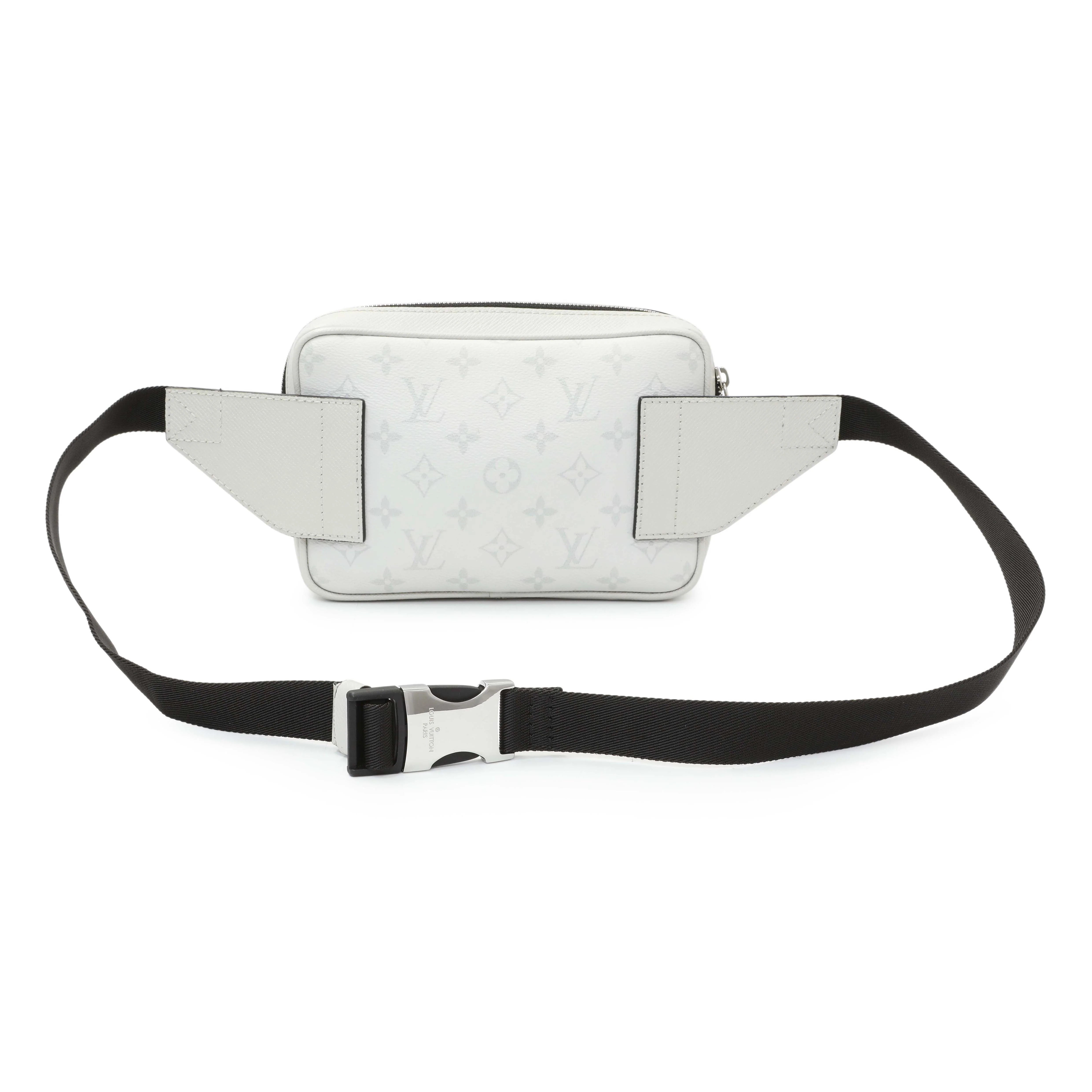 Louis Vuitton White Monogram Taiga Outdoor Bumbag - Image 2
