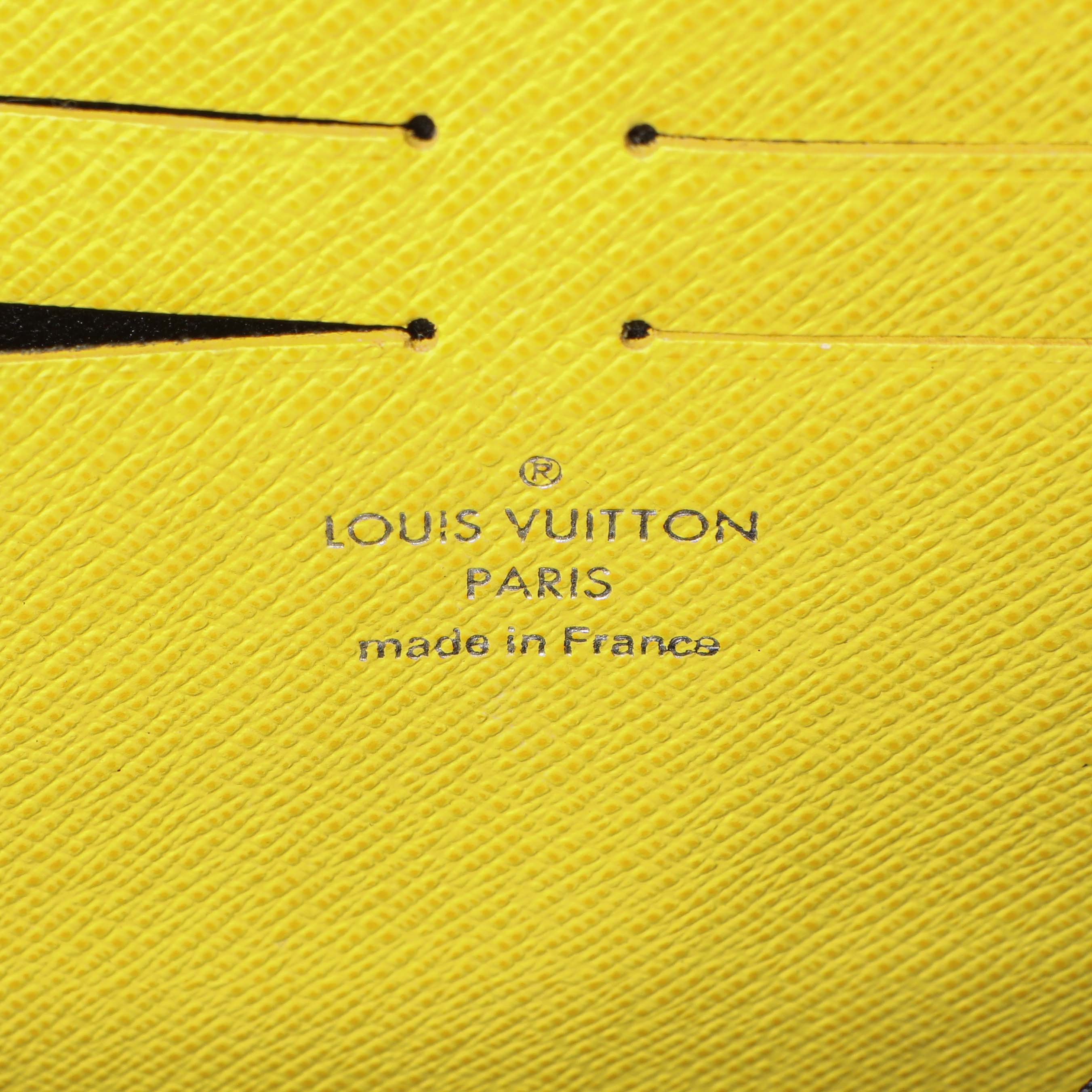Louis Vuitton Yellow Damier Graphite Pochette Voyage MM - Image 9