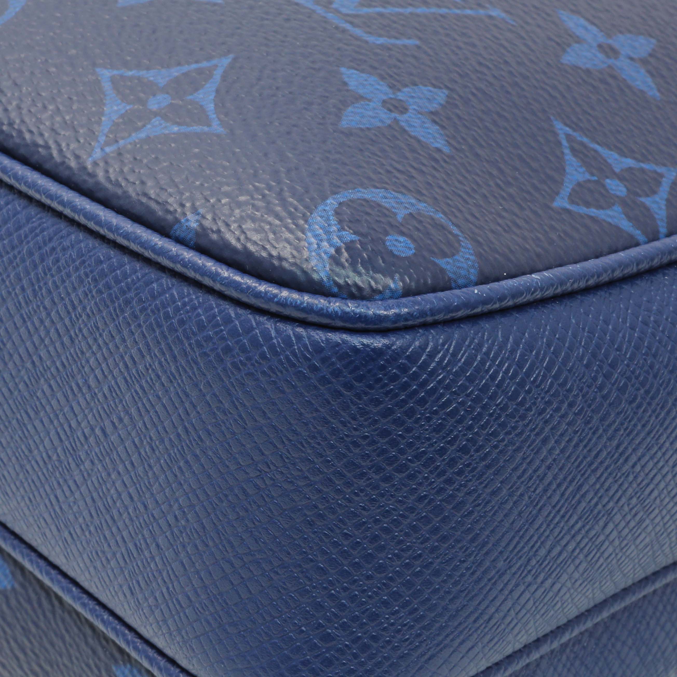 Louis Vuttion Blue Taigarama Outdoor Messenger - Image 7