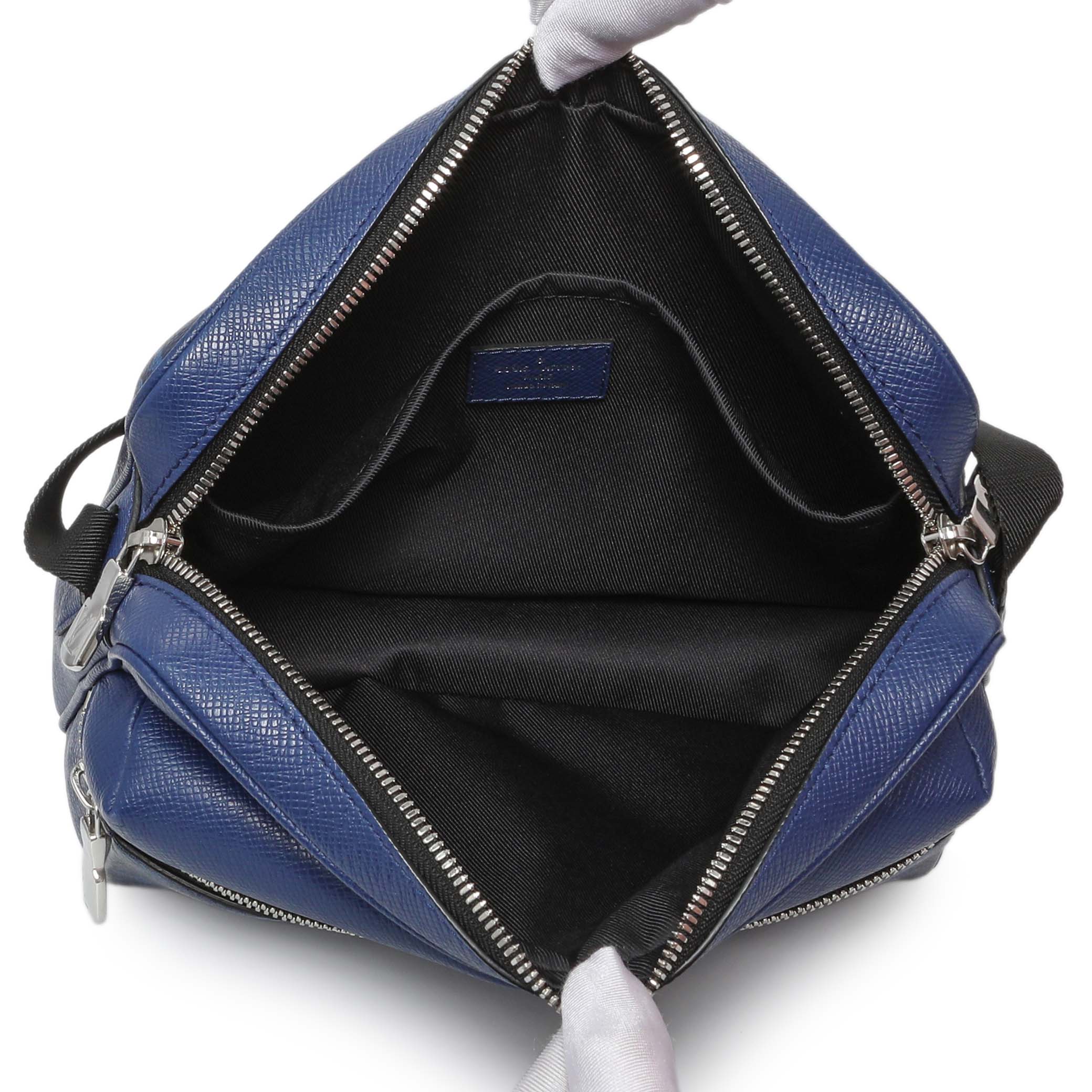 Louis Vuttion Blue Taigarama Outdoor Messenger - Image 8