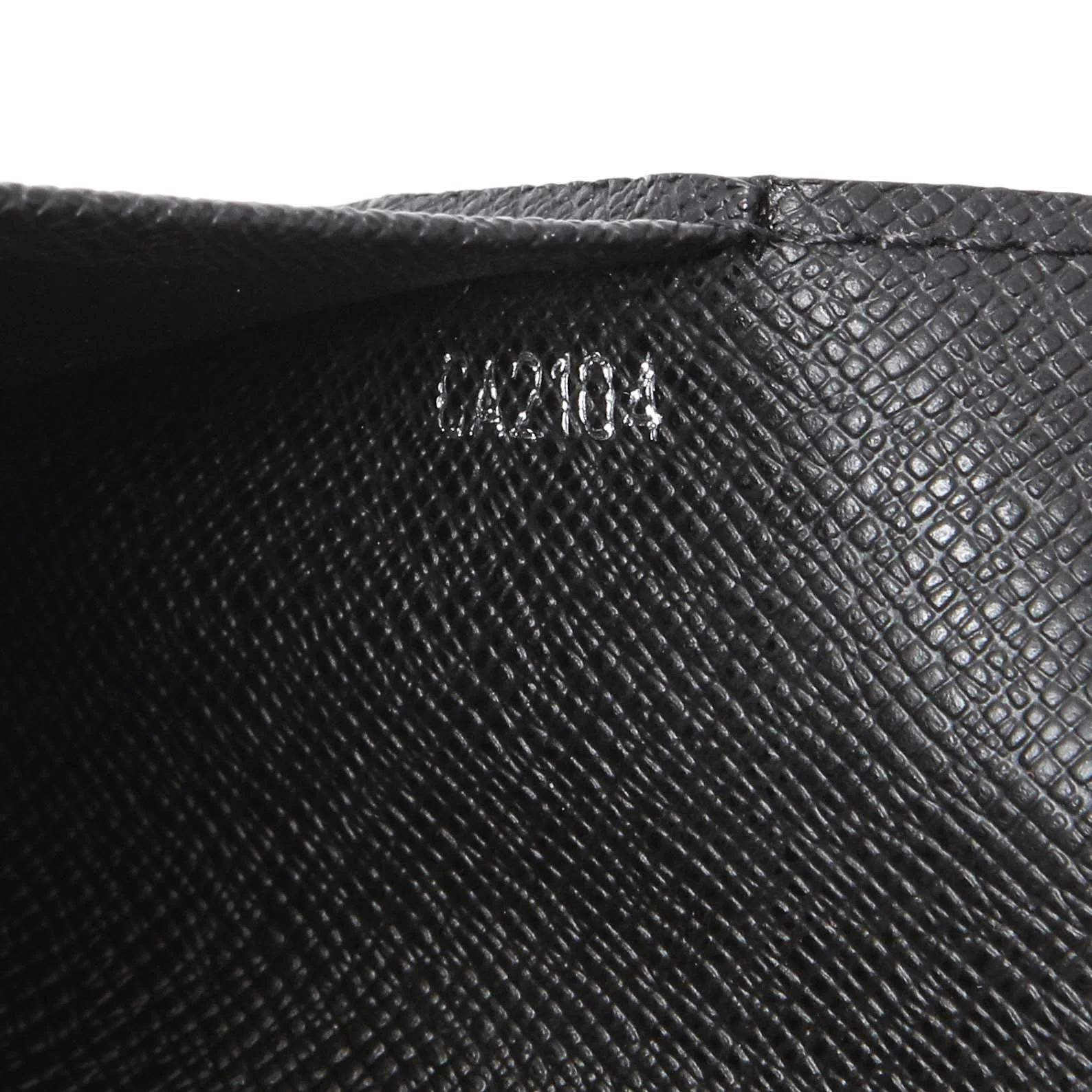 Louis Vuitton Damier Graphite Passport Cover - Image 6