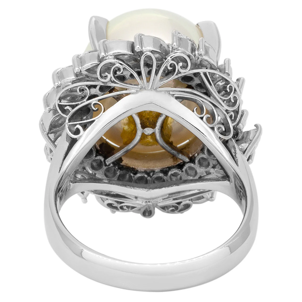 Platinum 13.6mm South Sea Pearl Diamond Ring - Image 3