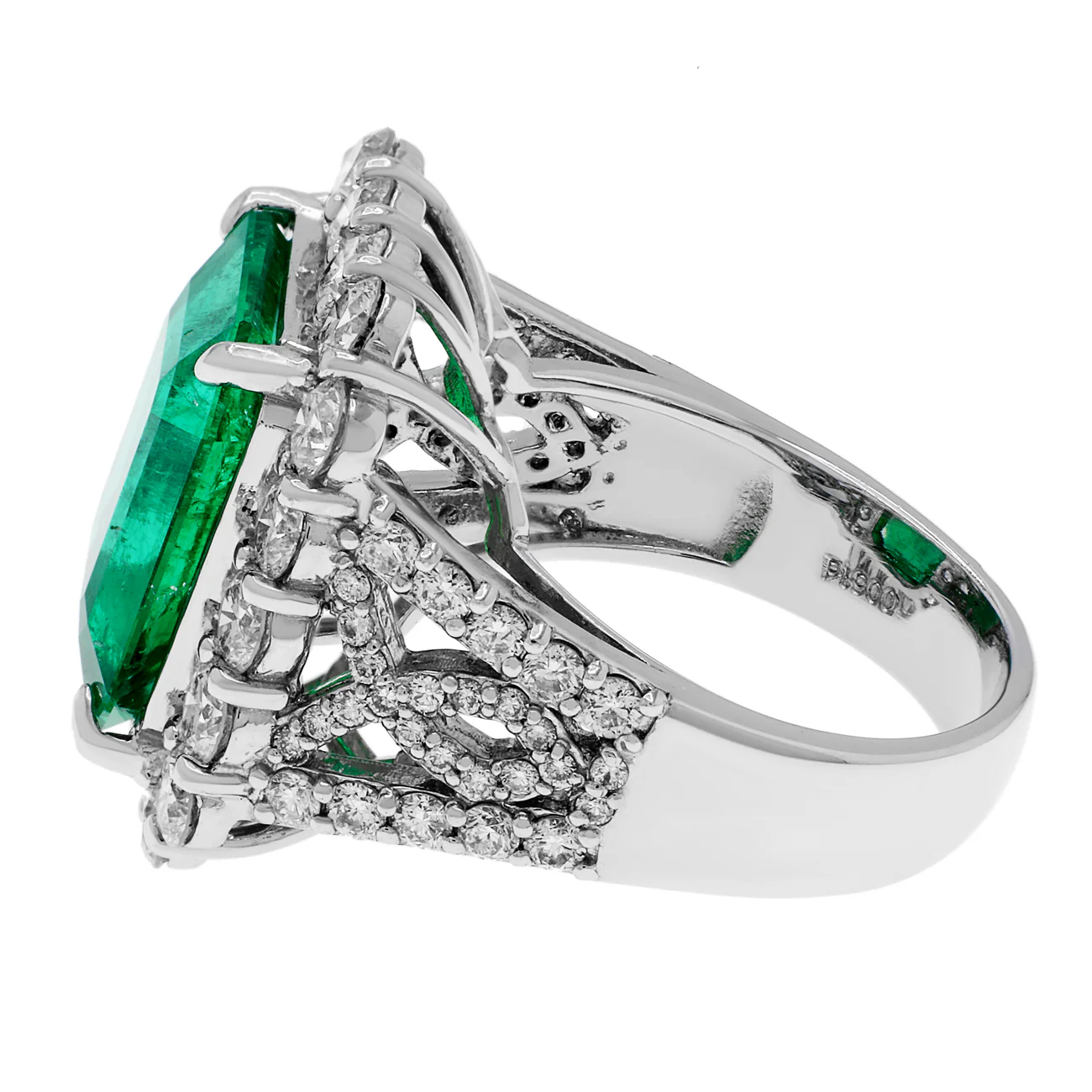 Platinum 7.54 Carat Emerald Diamond Ring - Image 2