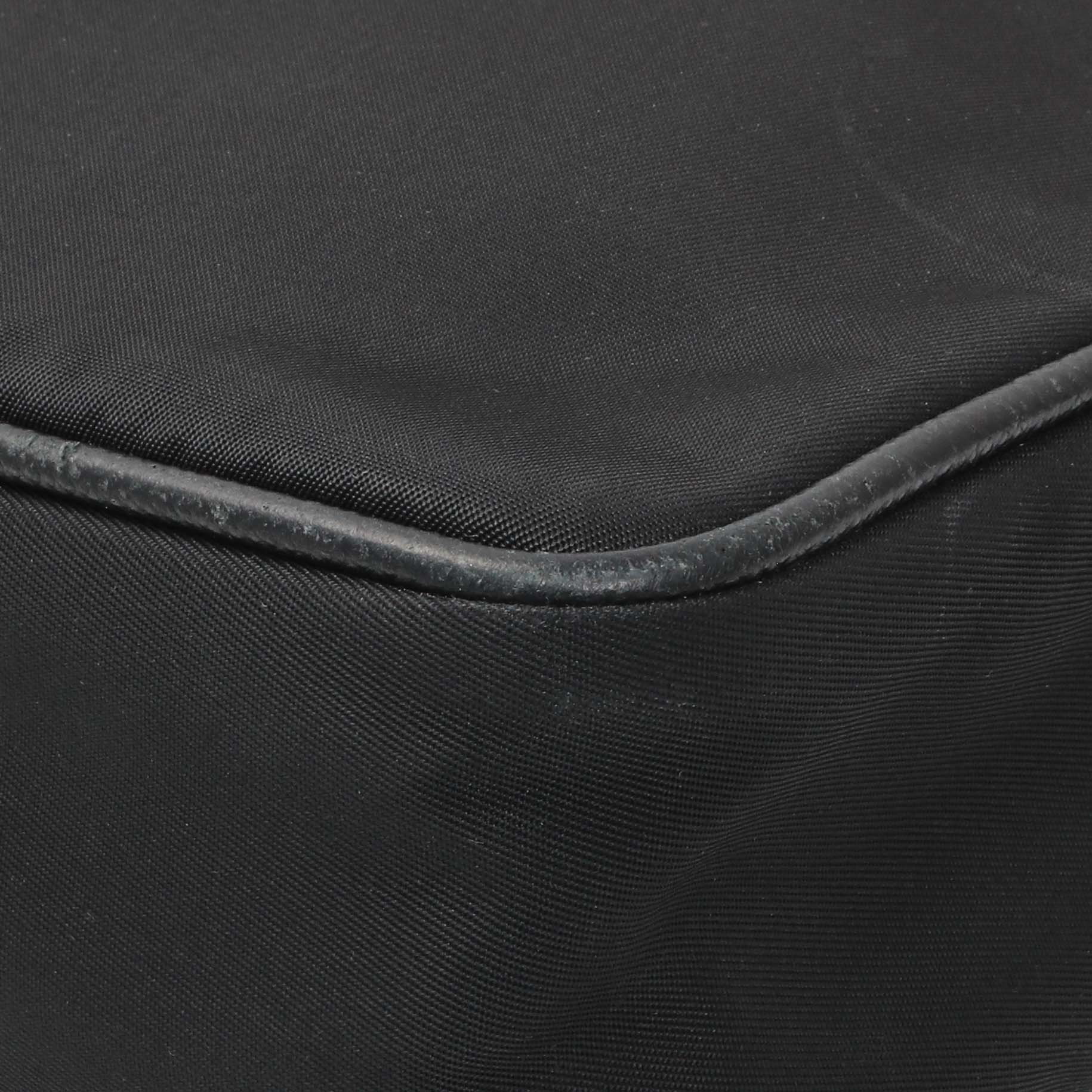 Prada Black Re-Nylon Messenger Bag - Image 5
