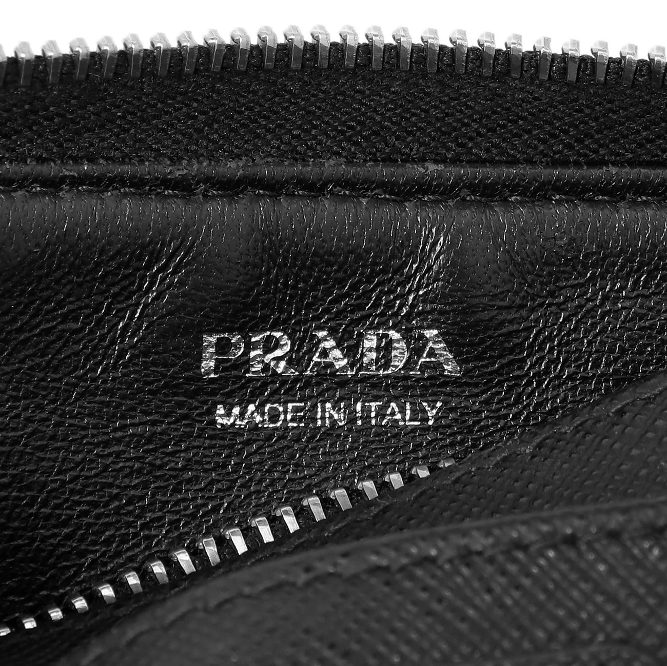 Prada Black Saffiano Zip Card Holder - Image 7