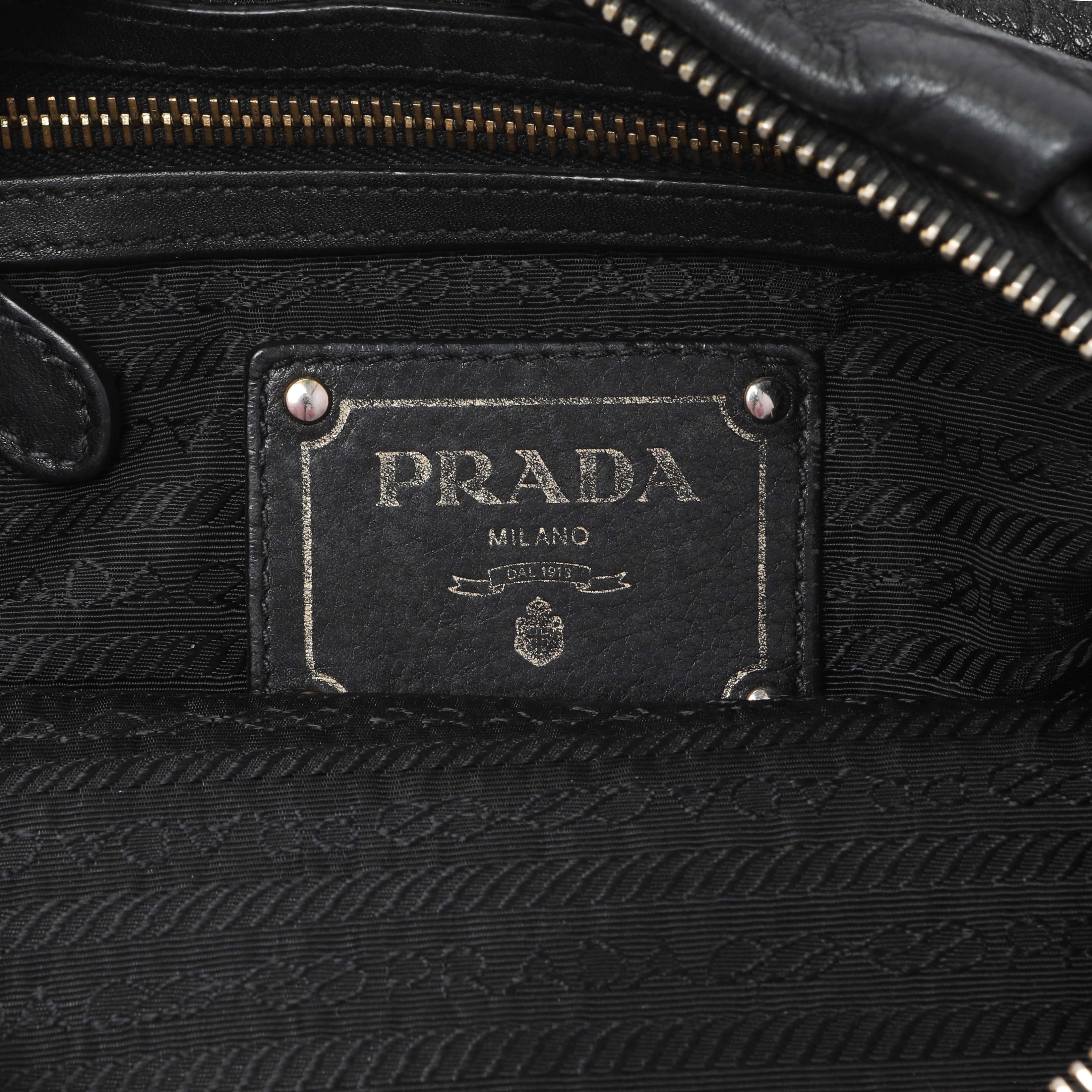Prada Black Vitello Daino Shoulder Bag - Image 5