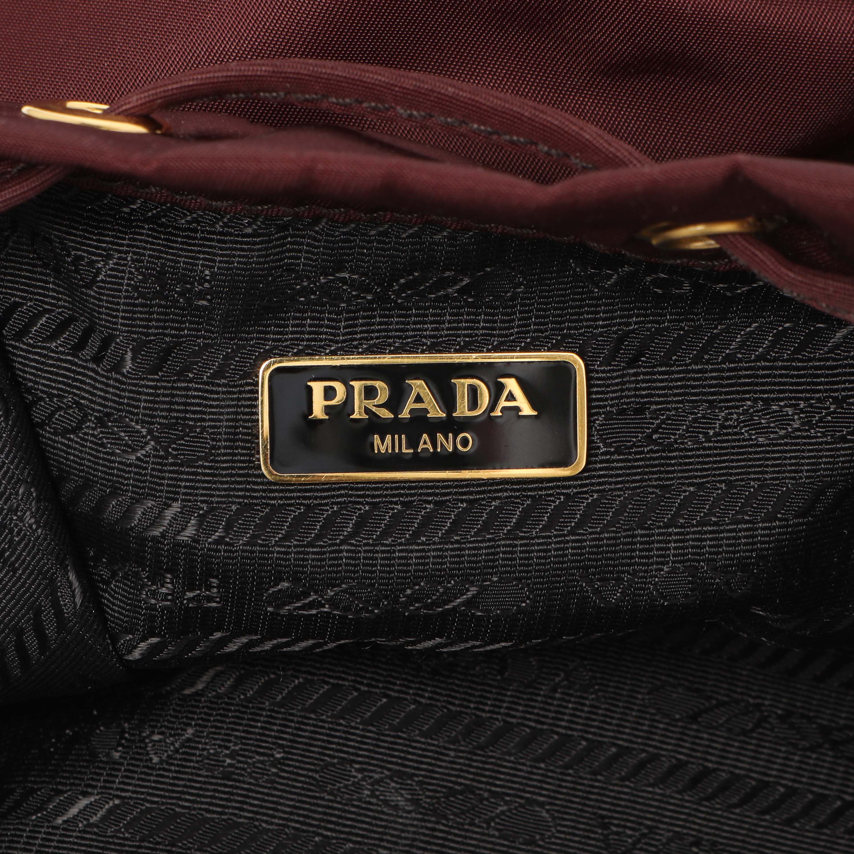 Prada Burgundy Re-Nylon Saffiano Duet Bucket Crossbody Bag - Image 5