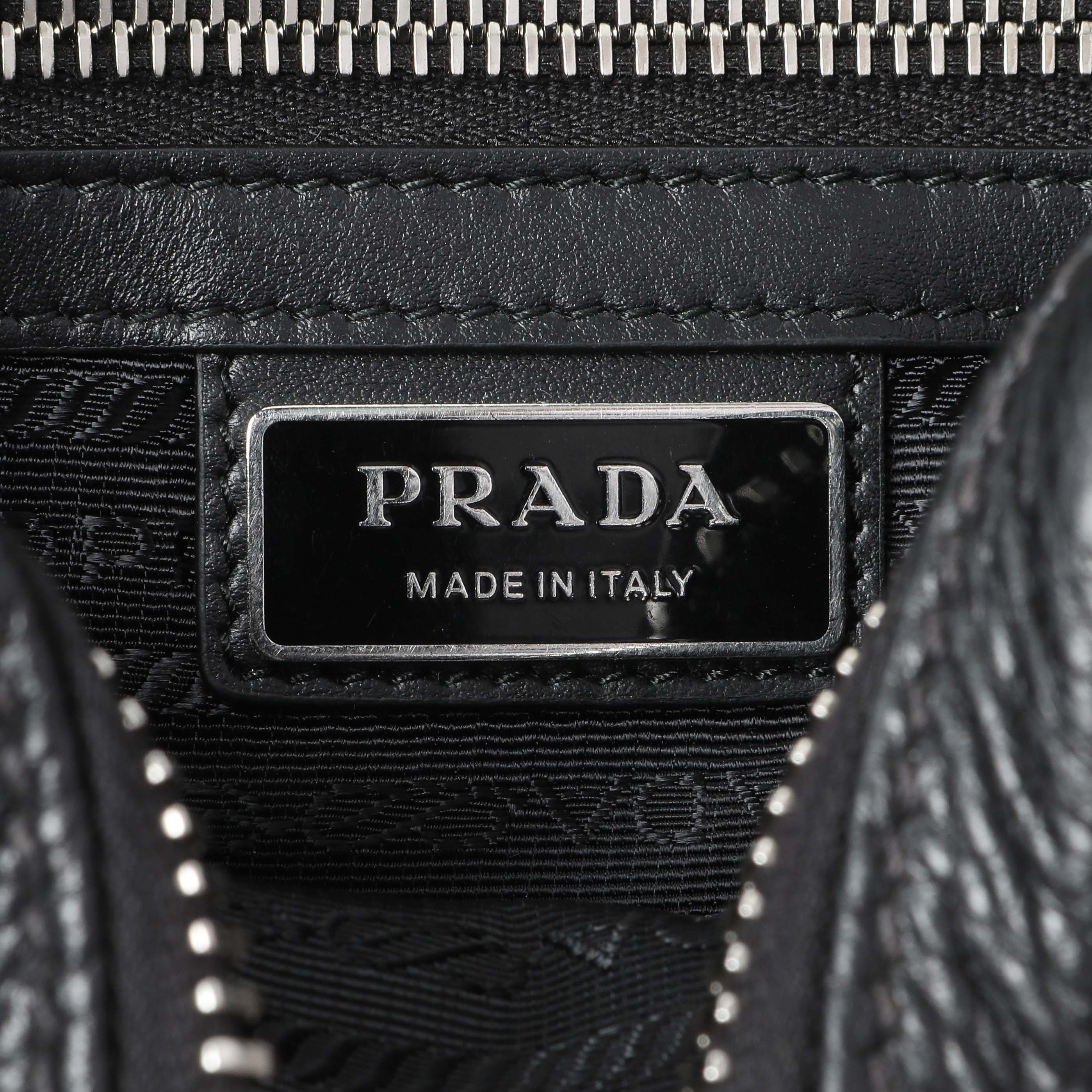 Prada Vitello Daino Nero Shoulder Bag - Image 9