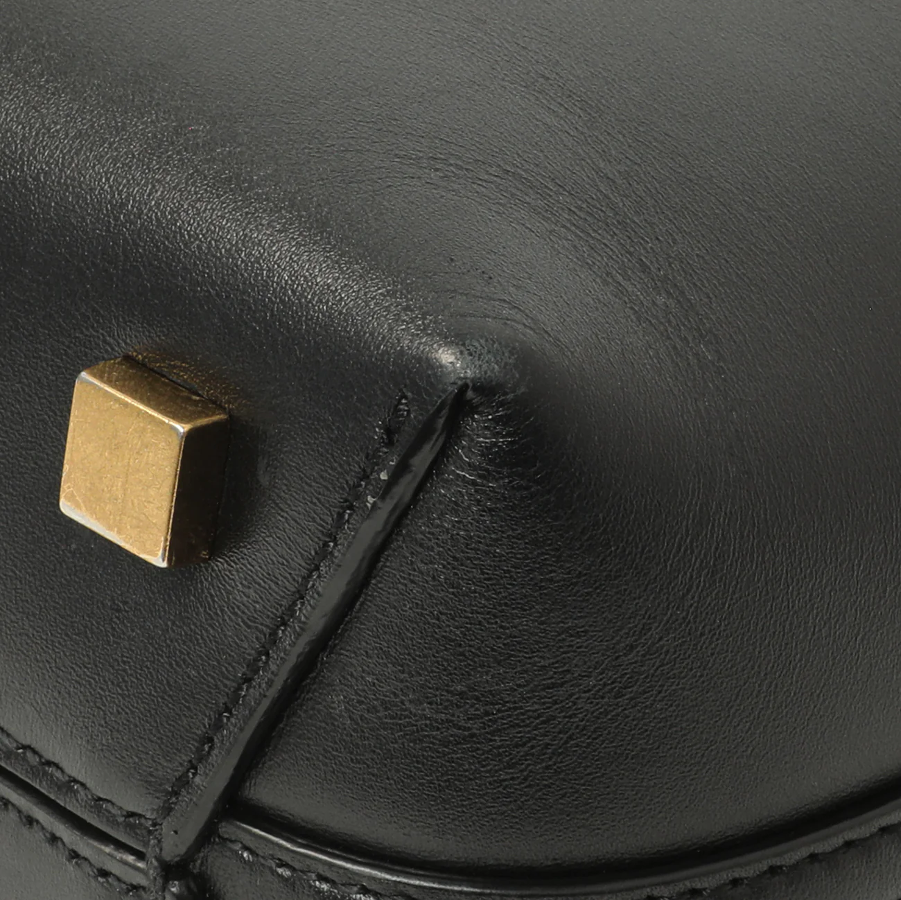 Saint Laurent Black Calfskin Le 37 Mini Bucket Bag - Image 5