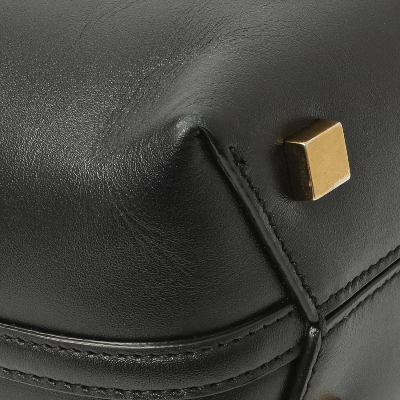 Saint Laurent Black Calfskin Le 37 Mini Bucket Bag - Image 6