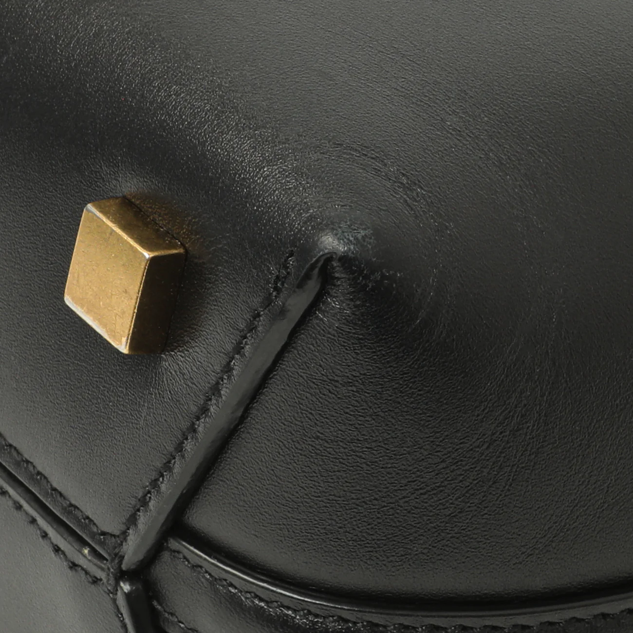 Saint Laurent Black Calfskin Le 37 Mini Bucket Bag - Image 7
