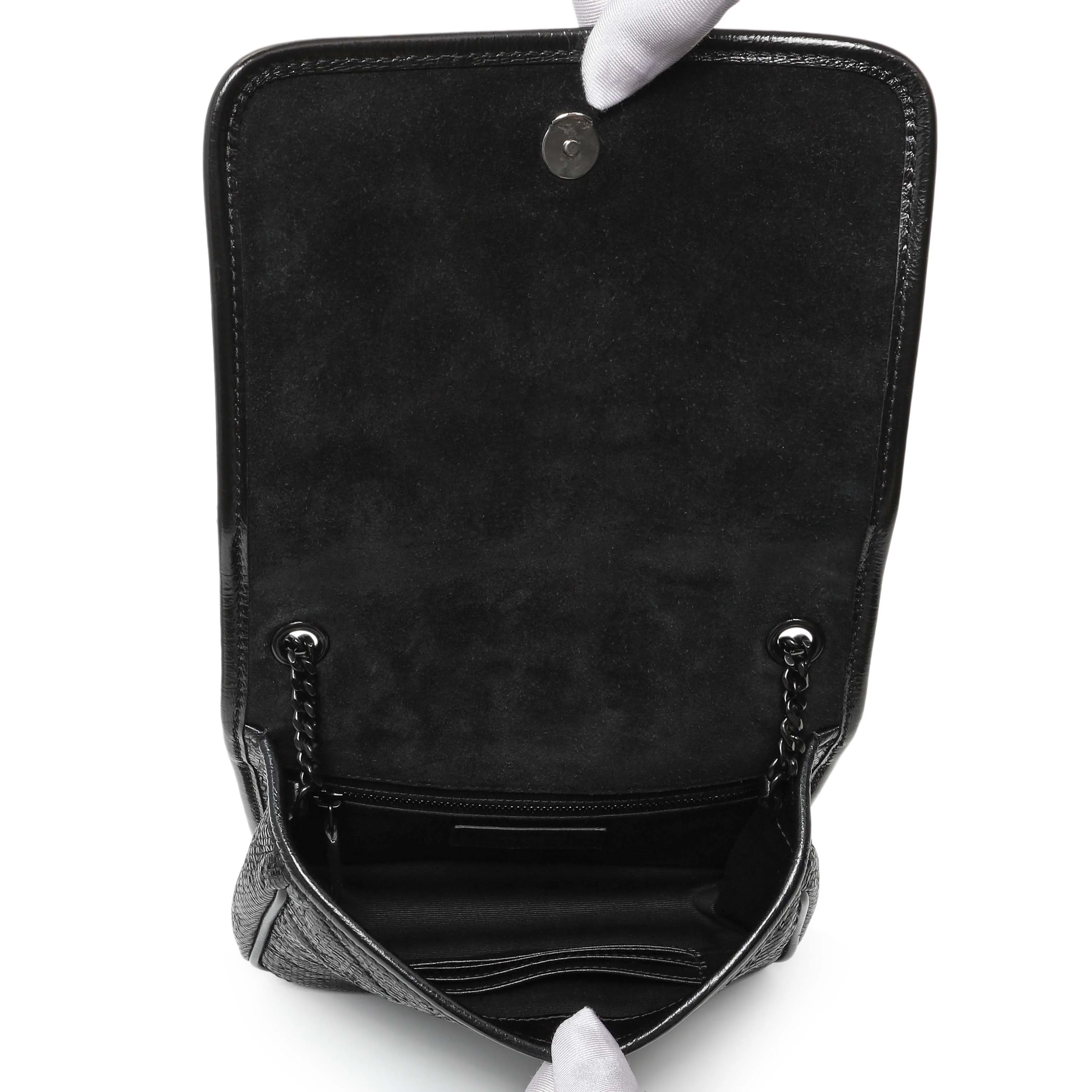 Saint Laurent Black Metallic Cracked Calfskin Monogram Niki Chain Wallet - Image 4