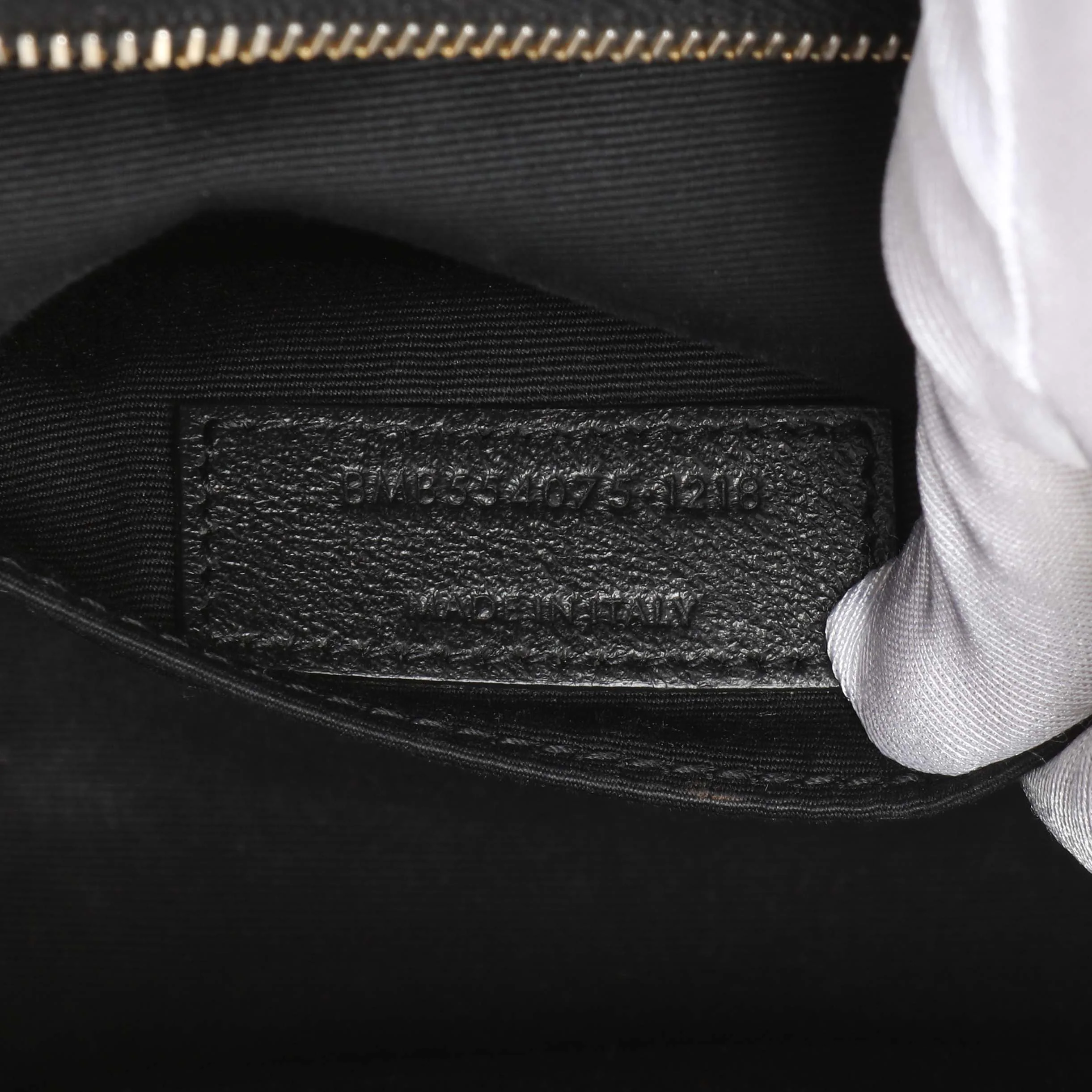 Saint Laurent Black Patent Matelasse Monogram Mini Vicky Camera Bag - Image 10