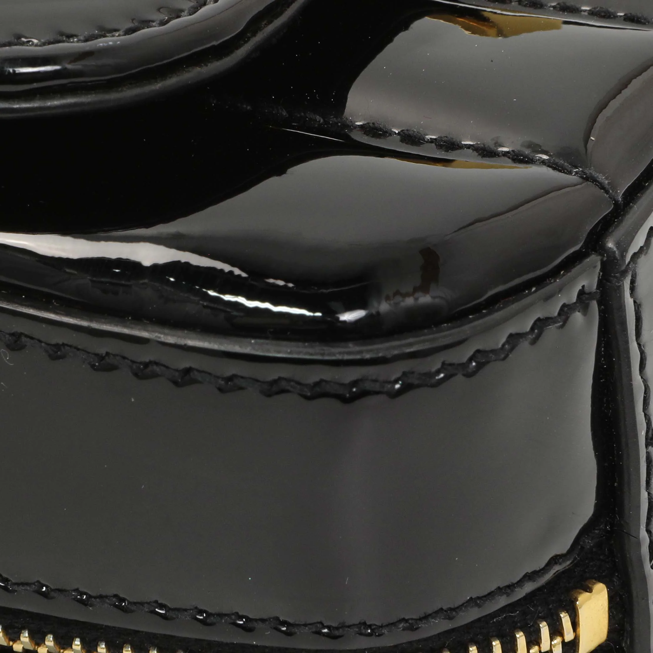 Saint Laurent Black Patent Matelasse Monogram Mini Vicky Camera Bag - Image 4