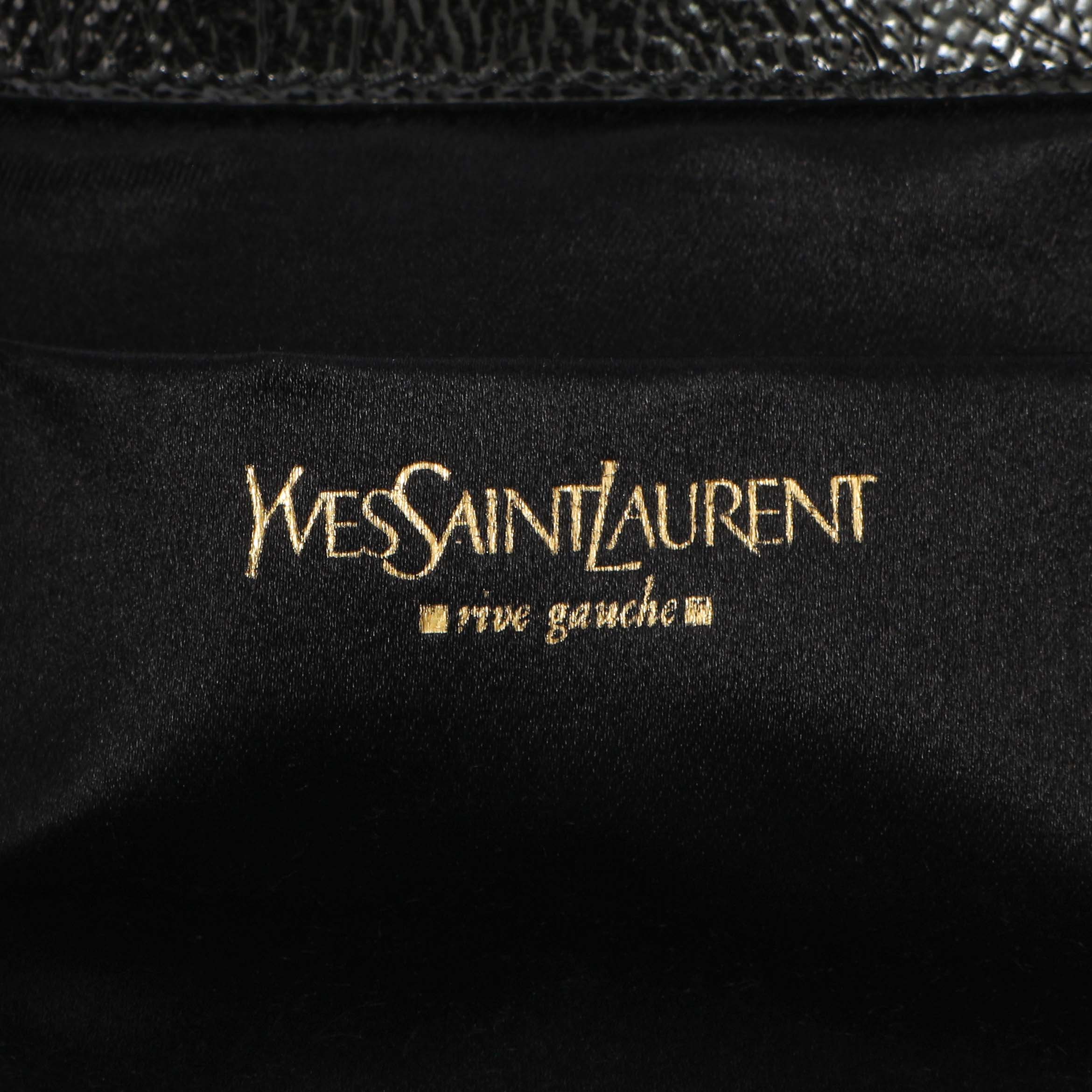 Saint Laurent Black Textured Patent Monogram Small Belle De Jour Clutch - Image 5