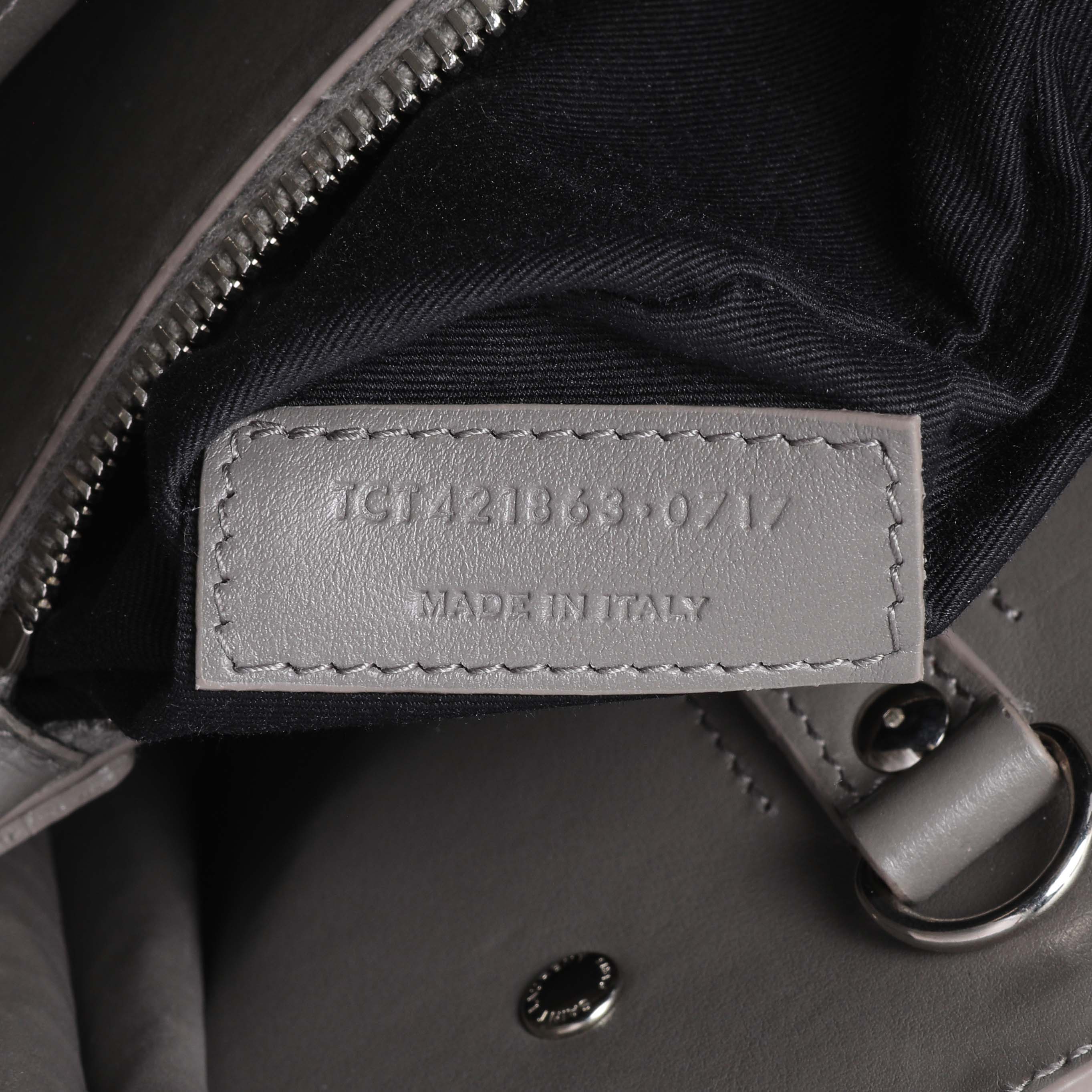 Saint Laurent Grey Croc Embossed Baby Sac De Jour - Image 10