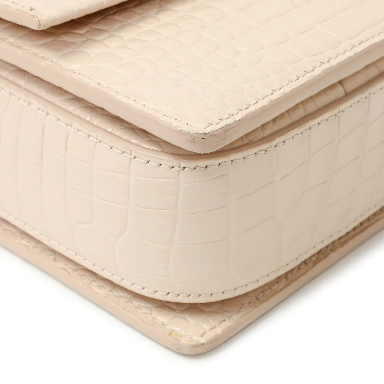 Saint Laurent Light Pink Crocodile Embossed Calfskin Medium Bellechasse - Image 5
