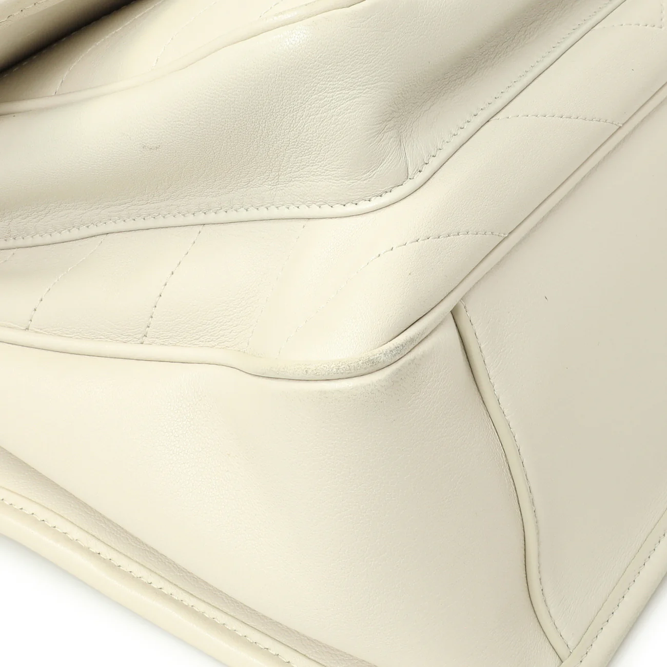 Saint Laurent White Lambskin Matelasse Monogram Medium Niki Chain Satchel - Image 4