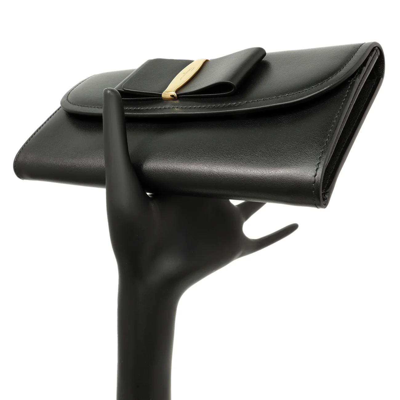 Salvatore Ferragamo Black Calfskin Vara Bow Wallet - Image 8