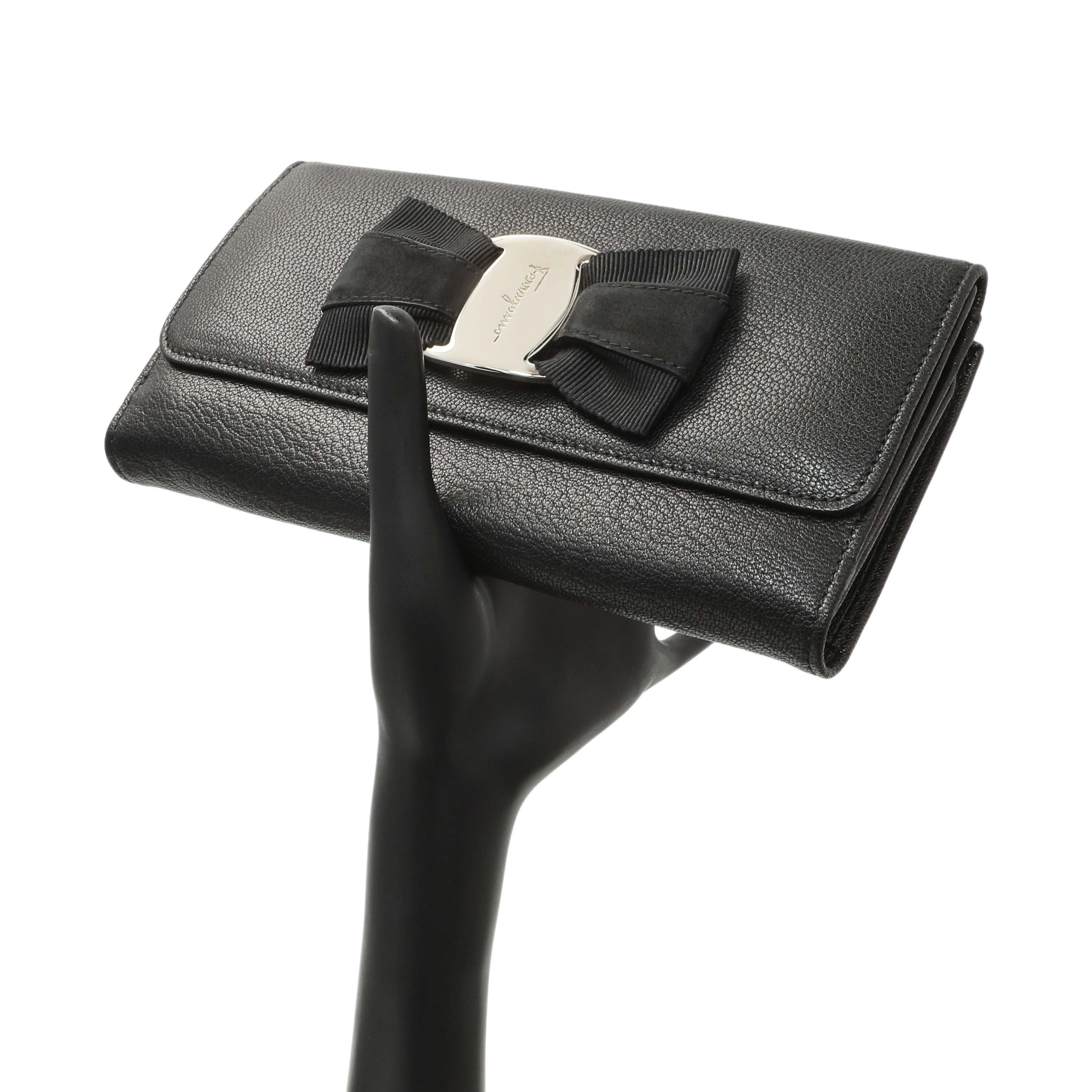 Salvatore Ferragamo Black Calfskin Vara Bow Wallet - Image 8