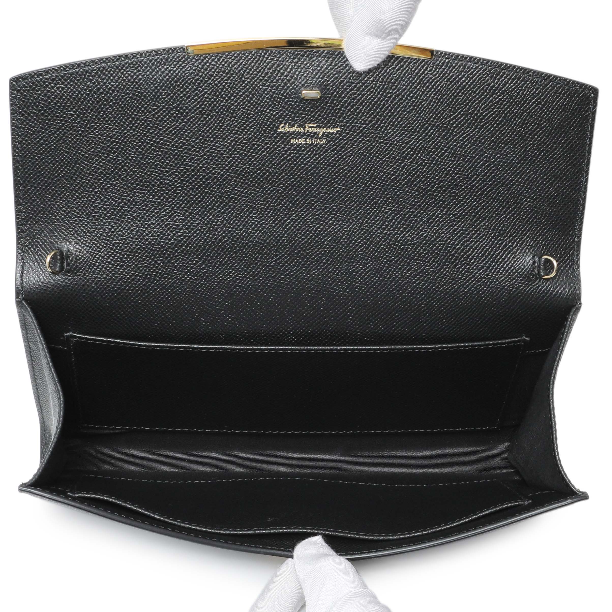Salvatore Ferragamo Black Grained Calfskin Gancio Clasp Chain Clutch - Image 4