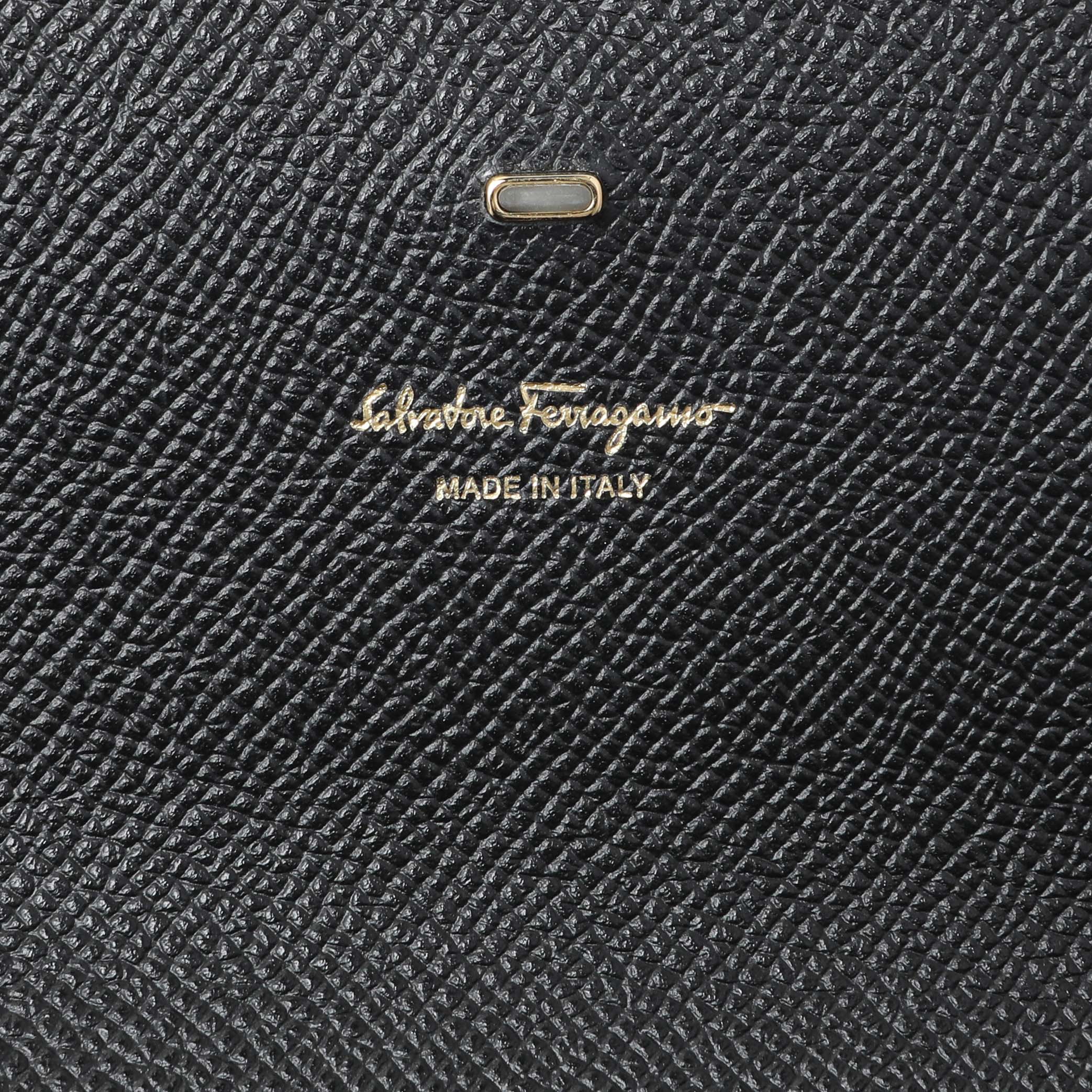 Salvatore Ferragamo Black Grained Calfskin Gancio Clasp Chain Clutch - Image 5