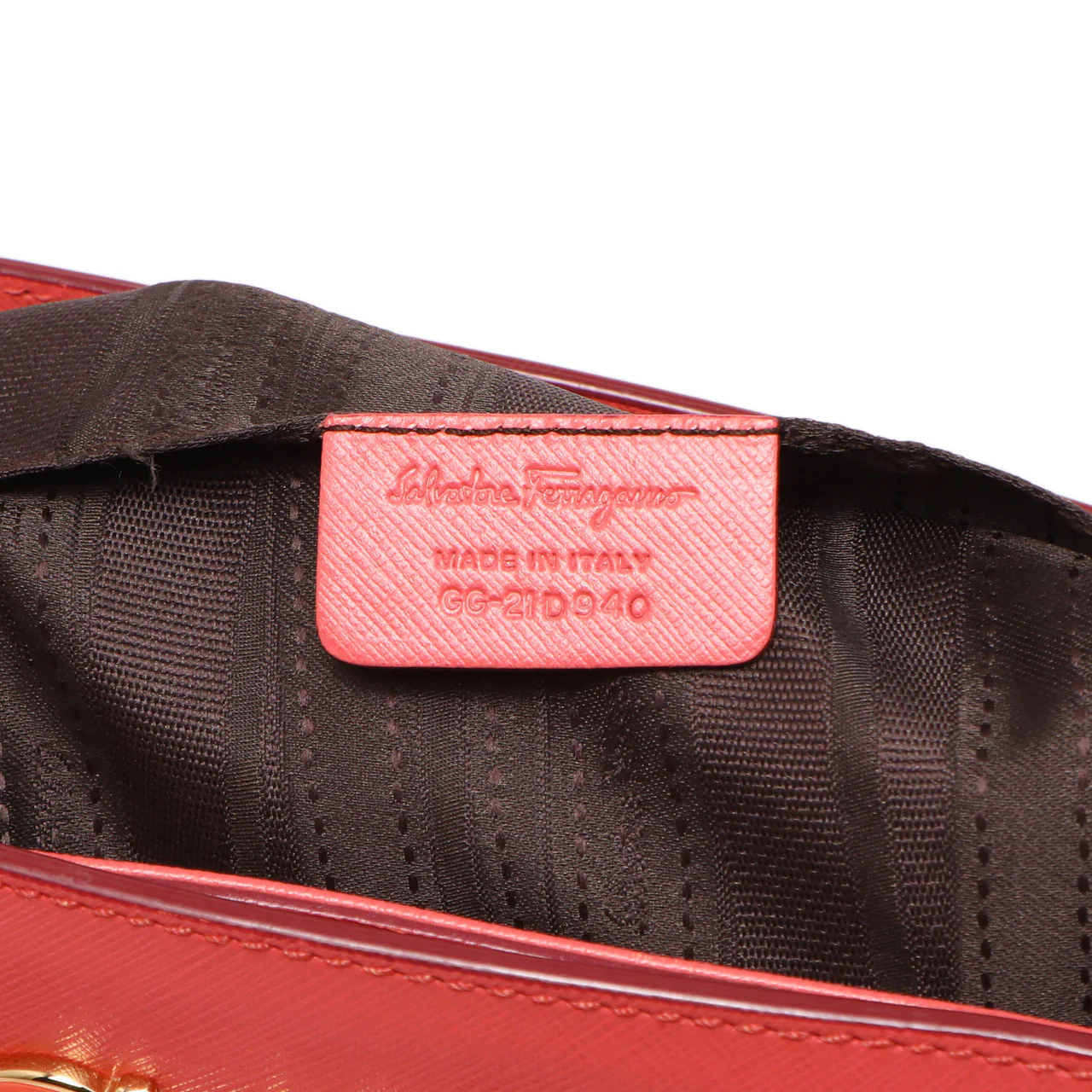 Salvatore Ferragamo Coral Saffiano Beky Tote - Image 6