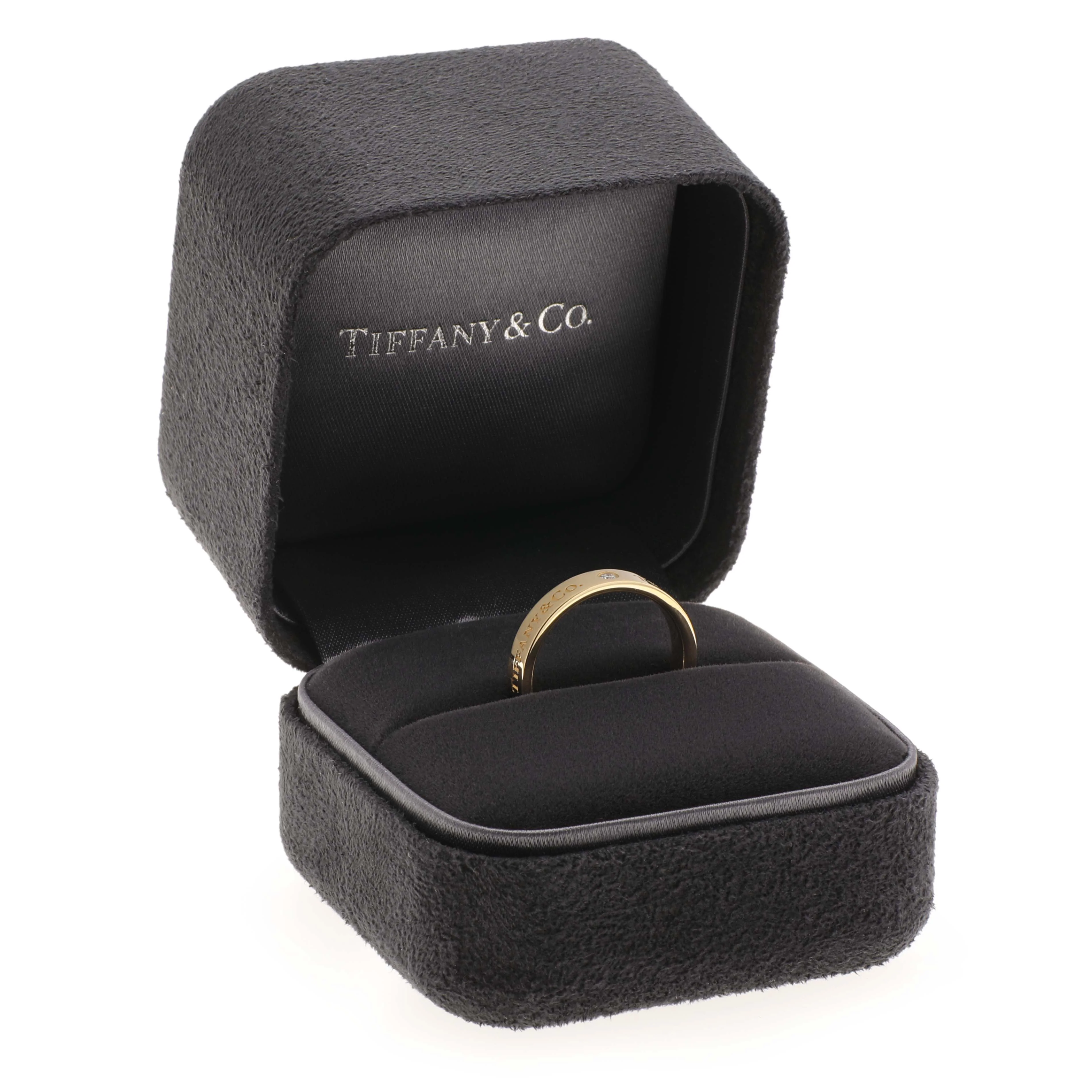 Tiffany & Co 18K Yellow Gold Diamond 4mm T&Co Band Ring - Image 3