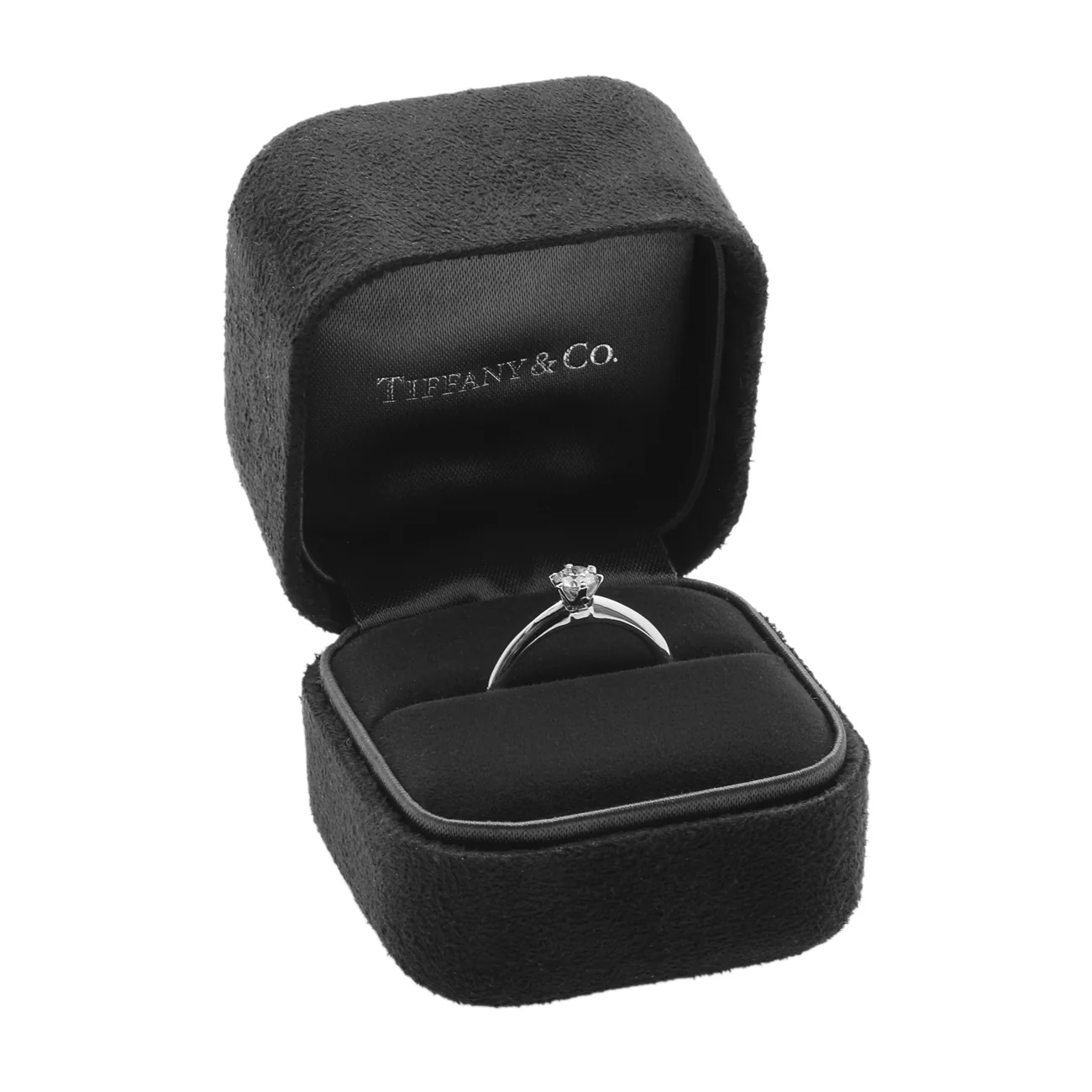 Tiffany & Co. Platinum 0.28 Carat Diamond Solitaire Engagement Ring - Image 5