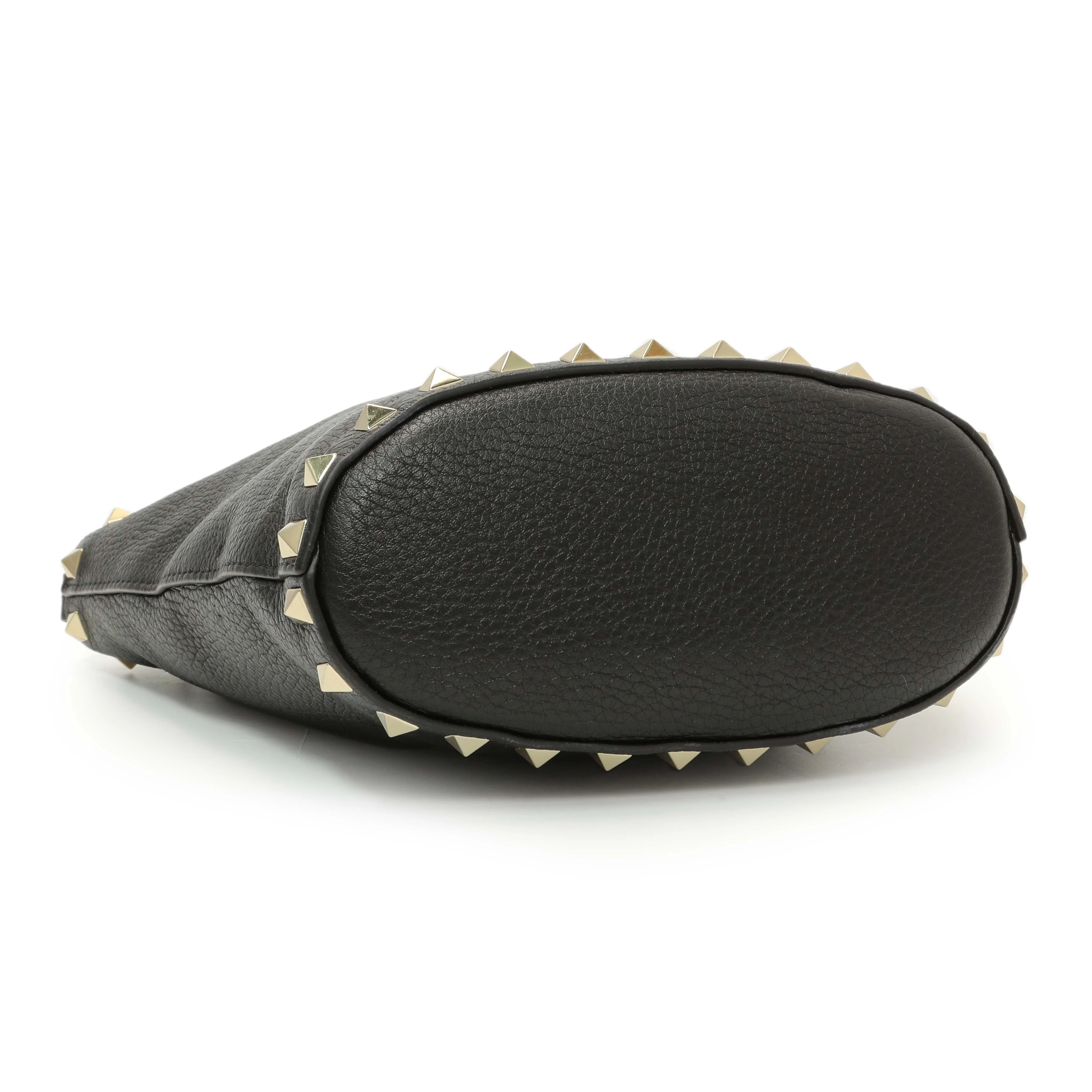 Valentino Black Pebbled Calfskin Rockstud Crossbody Pouch - Image 3